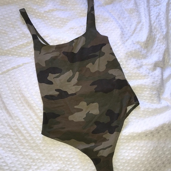 Camo Body Suit - Picture 3 of 3
